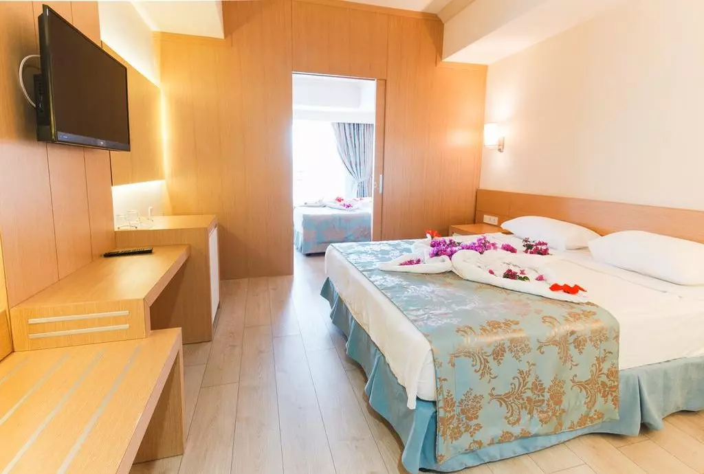 locenia beach resort_shabavizparvaz_05.jpg